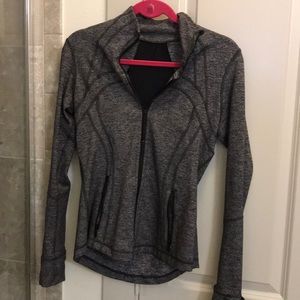 Lululemon women’s gray jacket